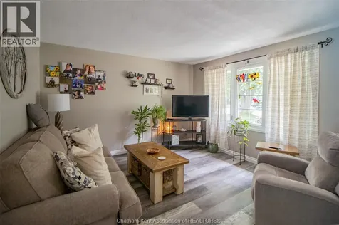 19 Kirkcaldy Place Chatham ON N7L 4H7