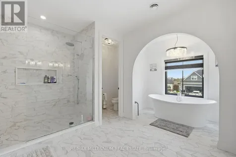 332 Christine Avenue Lakeshore ON N0R 1A0