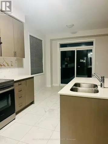 434 Robert Woolner Street North Dumfries ON N0B 1E0