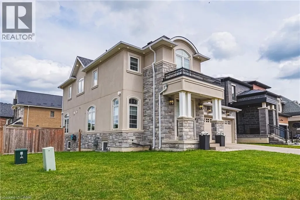 55 Robarts Drive Ancaster ON L9K 0H5