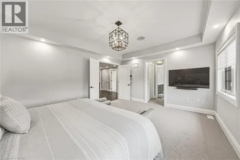 55 Robarts Drive Ancaster ON L9K 0H5