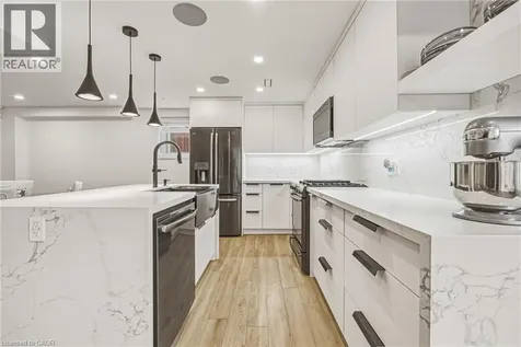 55 Robarts Drive Ancaster ON L9K 0H5