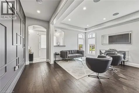 55 Robarts Drive Ancaster ON L9K 0H5