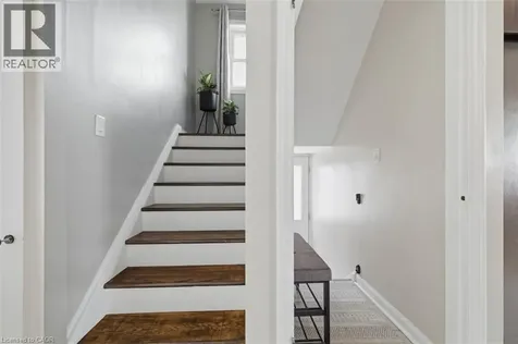 216 Summerhill Avenue Hamilton ON L8K 3N7