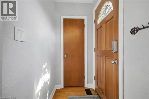 216 Summerhill Avenue Hamilton ON L8K 3N7