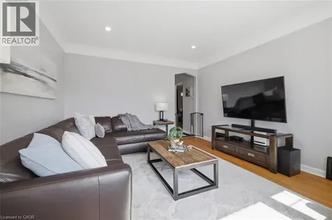 216 Summerhill Avenue Hamilton ON L8K 3N7