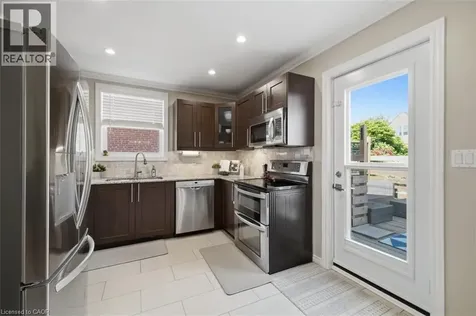 216 Summerhill Avenue Hamilton ON L8K 3N7