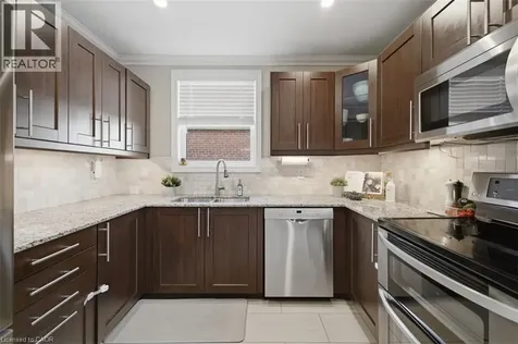 216 Summerhill Avenue Hamilton ON L8K 3N7