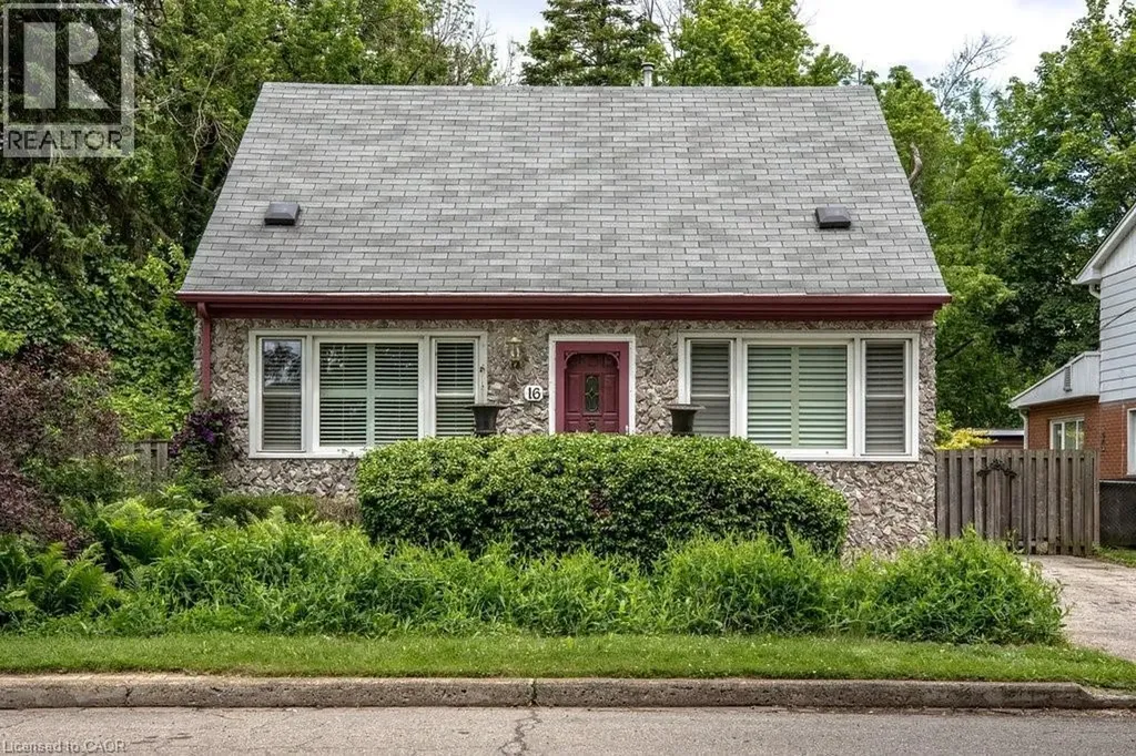 16 Sussex Street Hamilton ON L8S 2E1