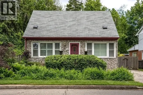 16 Sussex Street Hamilton ON L8S 2E1