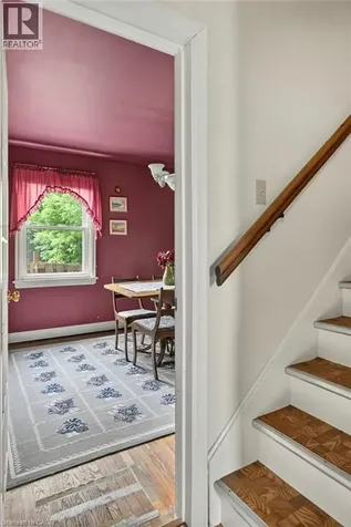 16 Sussex Street Hamilton ON L8S 2E1