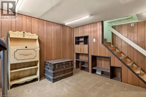 16 Sussex Street Hamilton ON L8S 2E1