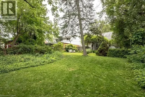 16 Sussex Street Hamilton ON L8S 2E1