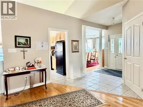 765 Chesapeake Drive Waterloo ON N2K 4G3