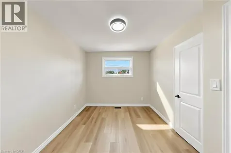 28 Warren Avenue Hamilton ON L9A 3C6