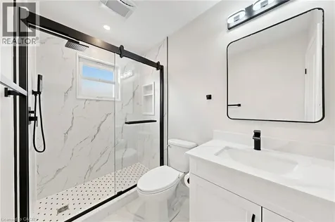 28 Warren Avenue Hamilton ON L9A 3C6