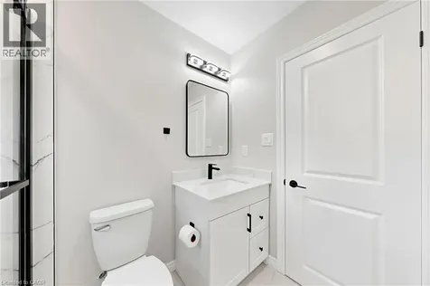 28 Warren Avenue Hamilton ON L9A 3C6