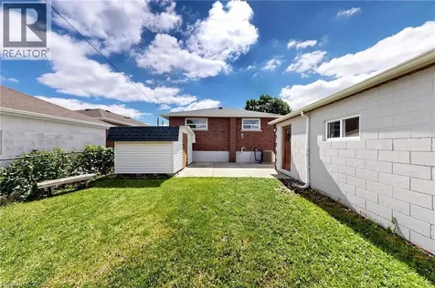 28 Warren Avenue Hamilton ON L9A 3C6