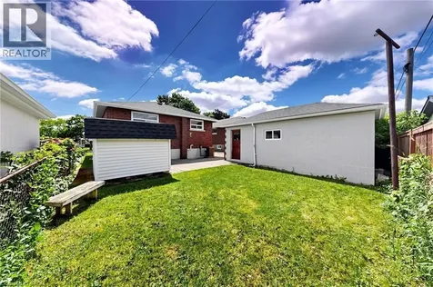 28 Warren Avenue Hamilton ON L9A 3C6