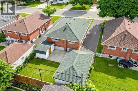28 Warren Avenue Hamilton ON L9A 3C6