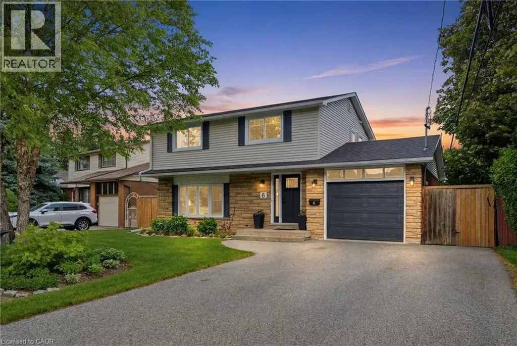 6 Darlington Drive Hamilton ON L9C 2L7