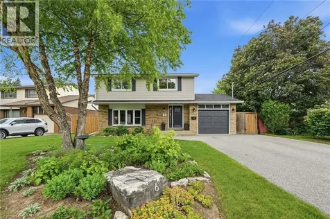 6 Darlington Drive Hamilton ON L9C 2L7