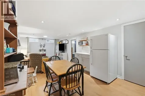 6 Darlington Drive Hamilton ON L9C 2L7