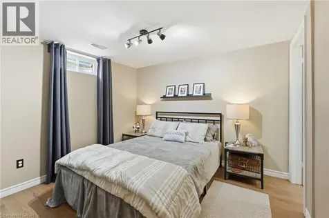 6 Darlington Drive Hamilton ON L9C 2L7