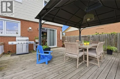 6 Darlington Drive Hamilton ON L9C 2L7