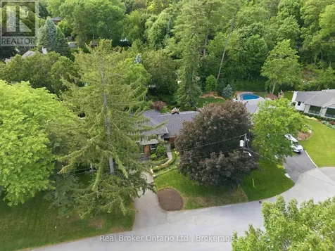 571 Leonard Court Burlington (lasalle) ON L7T 2P4