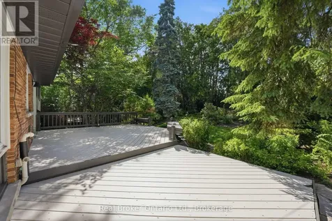 571 Leonard Court Burlington (lasalle) ON L7T 2P4