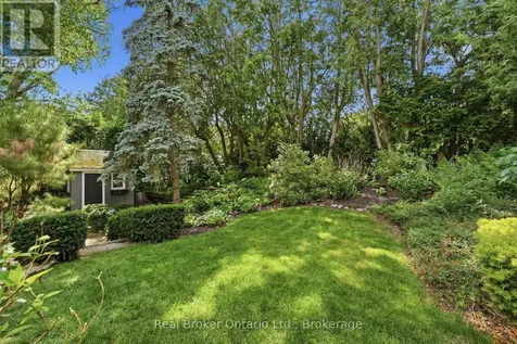 571 Leonard Court Burlington (lasalle) ON L7T 2P4