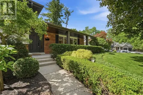 571 Leonard Court Burlington (lasalle) ON L7T 2P4