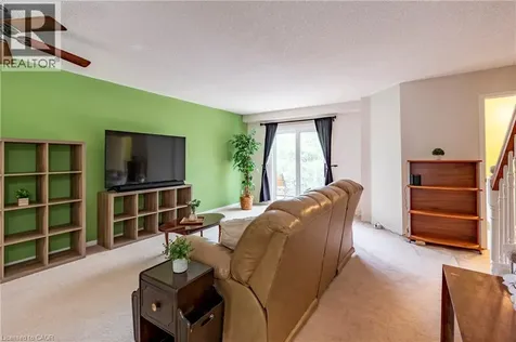 230 Blackhorne Drive Kitchener ON N2E 1Z4