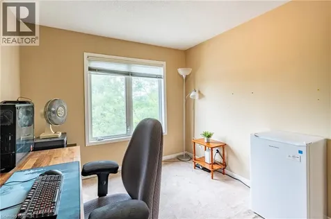230 Blackhorne Drive Kitchener ON N2E 1Z4