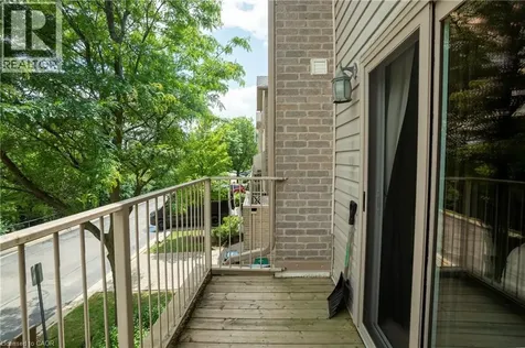 230 Blackhorne Drive Kitchener ON N2E 1Z4