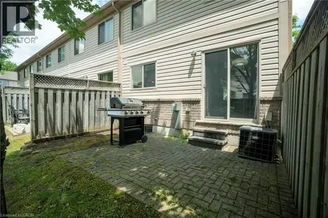 230 Blackhorne Drive Kitchener ON N2E 1Z4