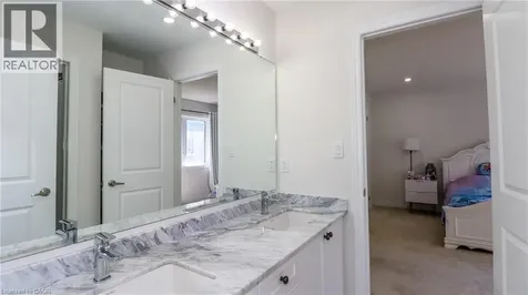 1649 Corsal Court Innisfil ON L9S 0P8