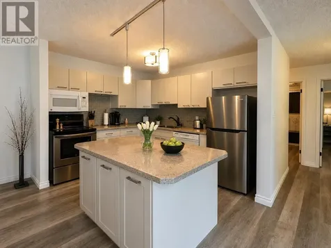 104 471 Lakeview Drive Kenora ON P9N 4G7