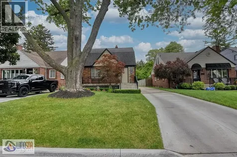 2332 Moy Avenue Windsor ON N8W 2M8