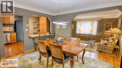 2332 Moy Avenue Windsor ON N8W 2M8