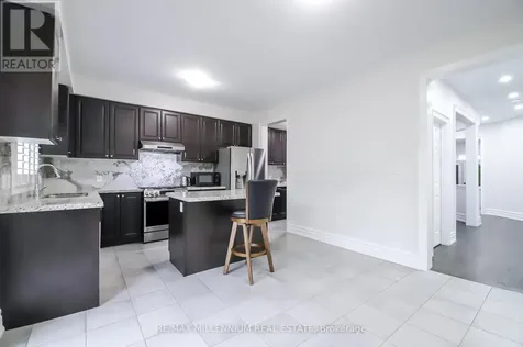 47 Douglas Kemp Crescent Clarington (bowmanville) ON L1C 7E3