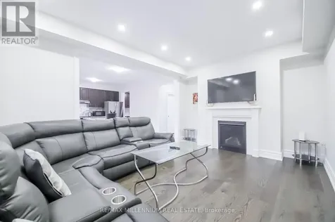 47 Douglas Kemp Crescent Clarington (bowmanville) ON L1C 7E3