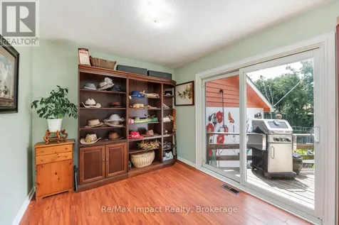 44 Brown Street Clarington (bowmanville) ON L1C 2R4