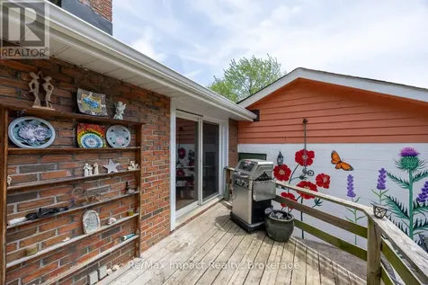 44 Brown Street Clarington (bowmanville) ON L1C 2R4