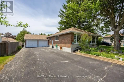 44 Brown Street Clarington (bowmanville) ON L1C 2R4