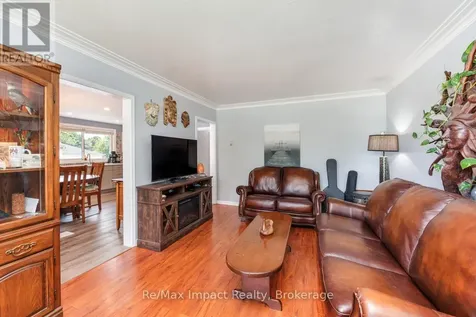 44 Brown Street Clarington (bowmanville) ON L1C 2R4