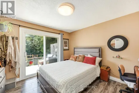 44 Brown Street Clarington (bowmanville) ON L1C 2R4