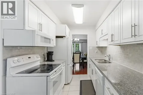 3027 Glencrest Road Burlington ON L7N 3K1