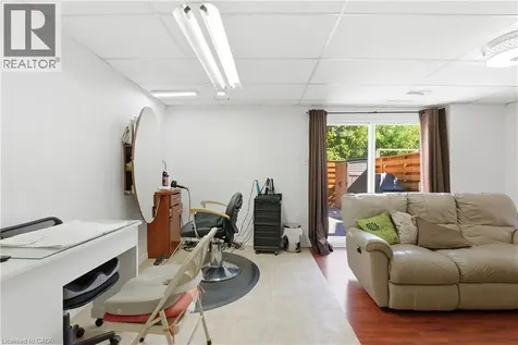 3027 Glencrest Road Burlington ON L7N 3K1